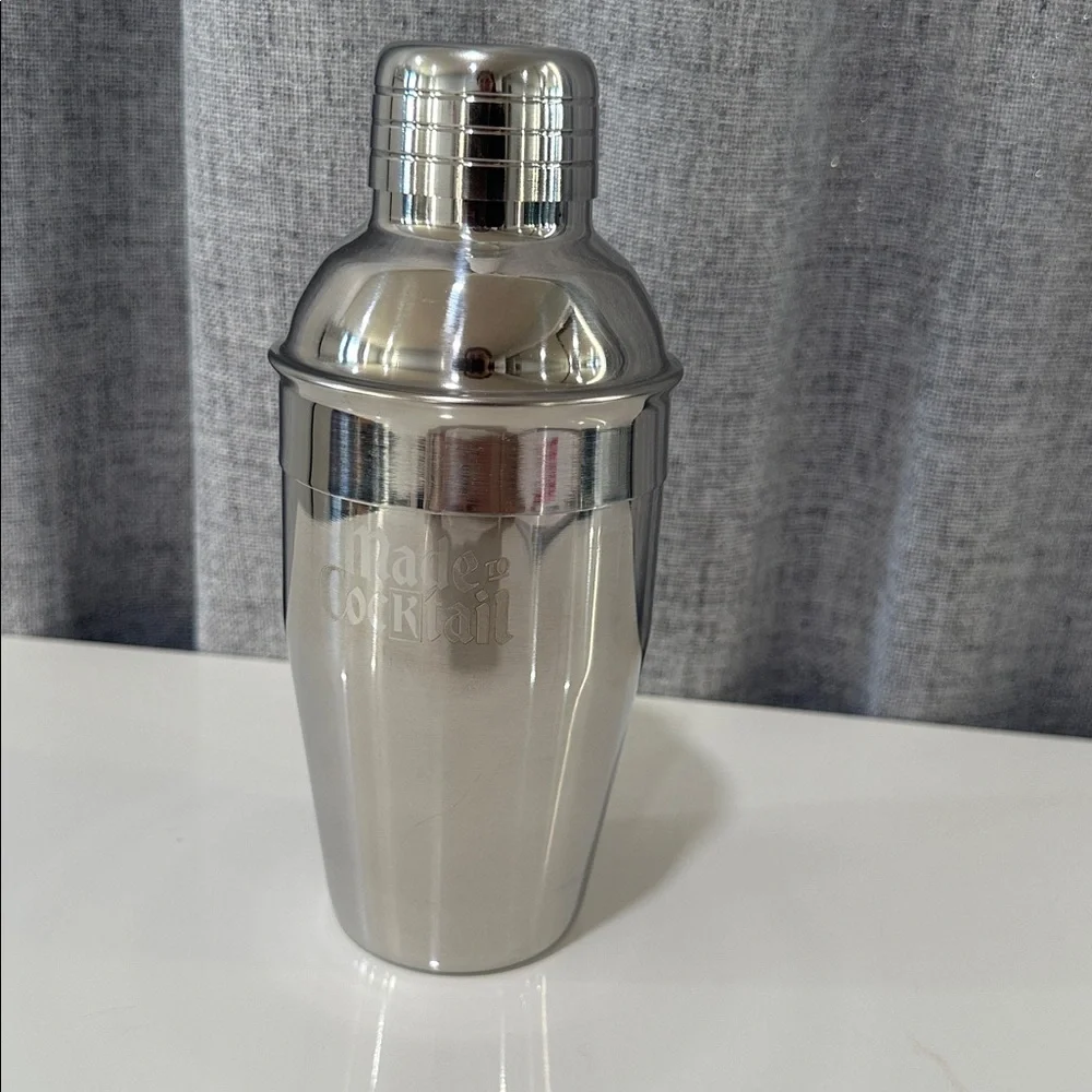 Premium ketel one Silver Vodka Cocktail Shaker. Brand new